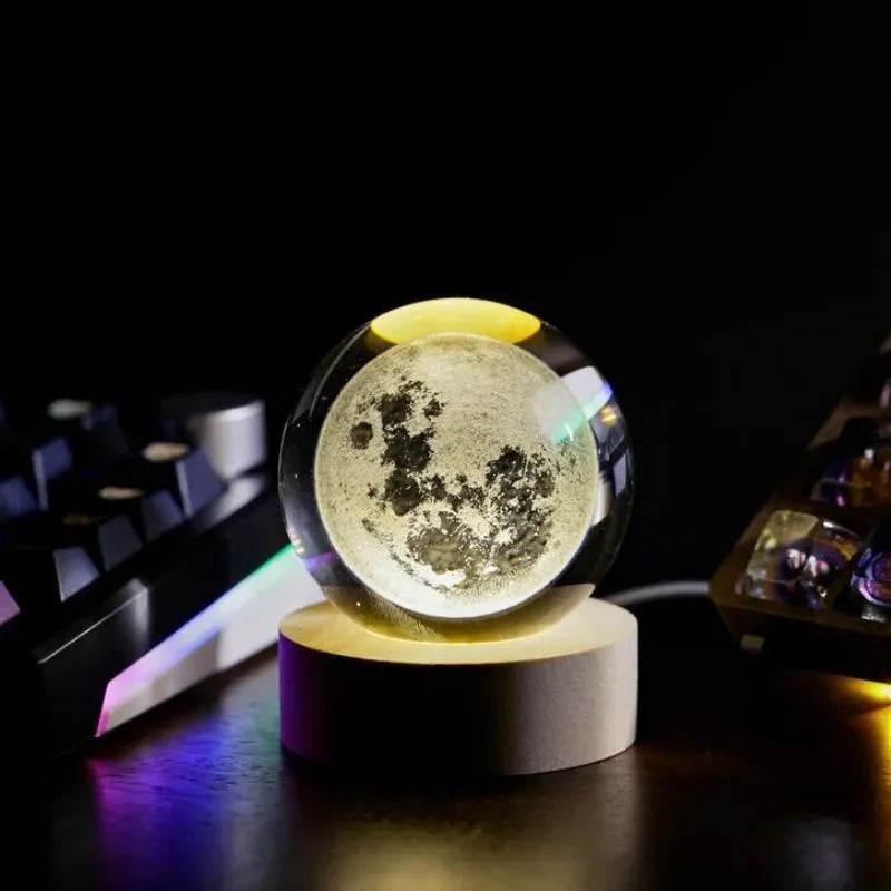 Lampa Glob de Cristal cu Luna cadou fascinant