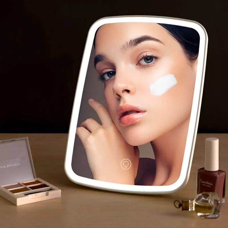 Oglinda make up de birou cu 33 led-uri si reincarcare USB