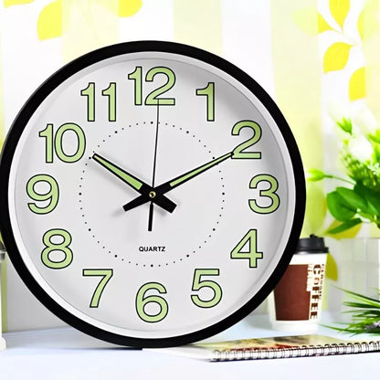 Ceas de perete florescent Licurici